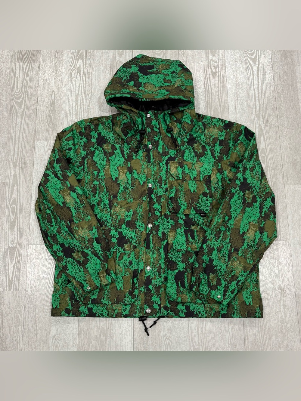 The North Face Mountain Parka / Utility Jacket (Green Camo) Size XL